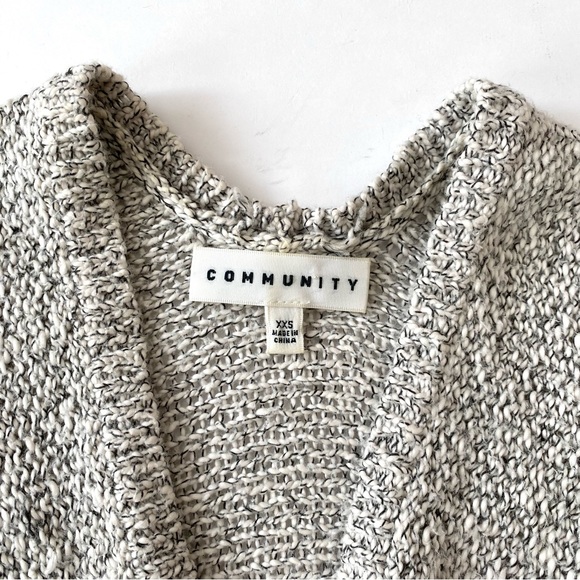ARITZIA COMMUNITY XXS Ionic Cape Oversized Chunky Shortsleeved Sweater - Picture 8 of 16